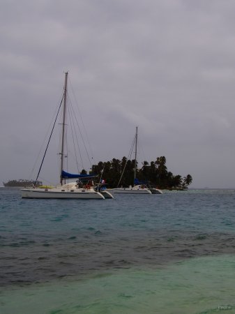 72- Aldora et Imagine au mouillage de Coco Bandero 